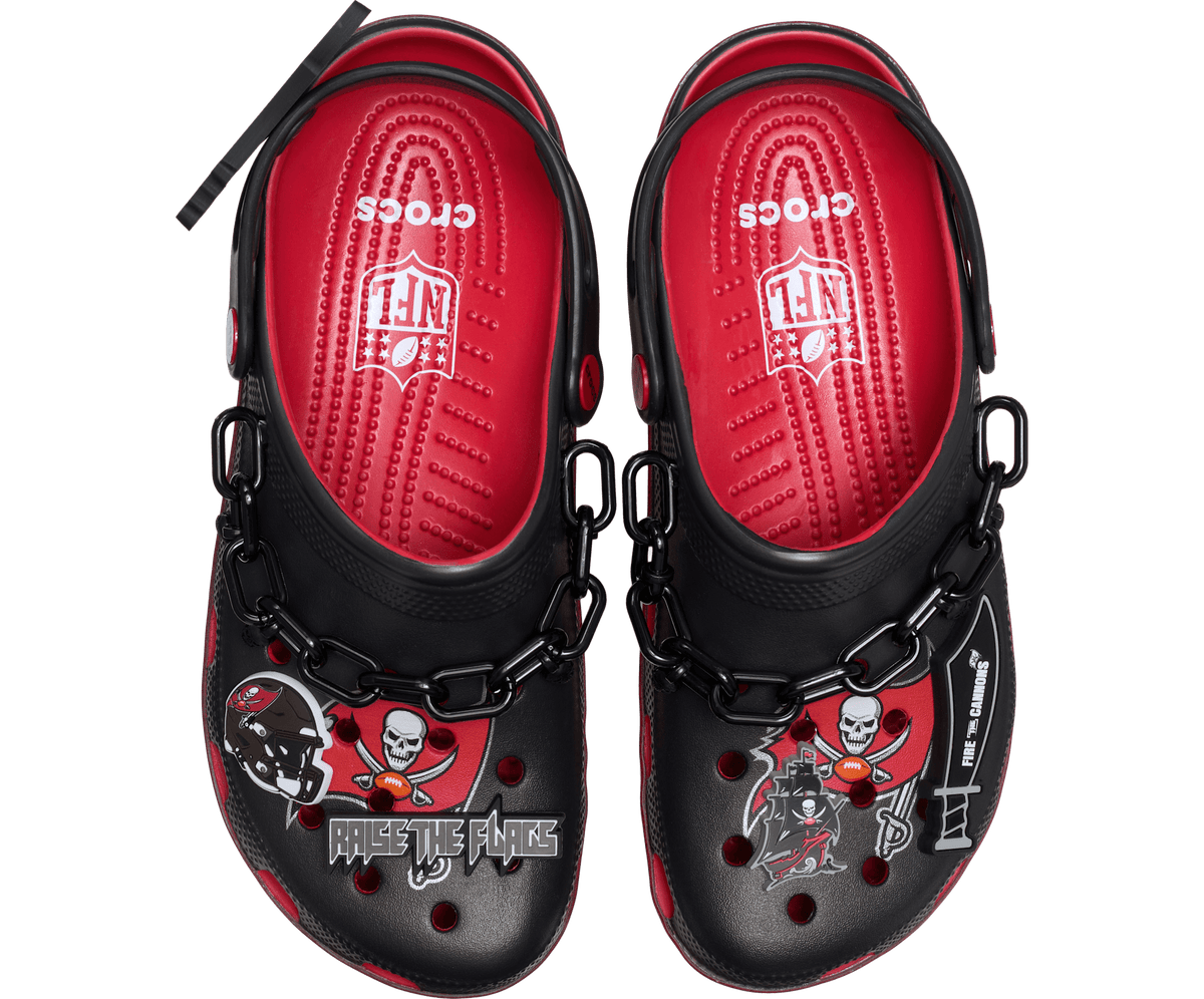 NFL x Crocs Men's Tampa Bay Buccaneers Classic Clog - Multi